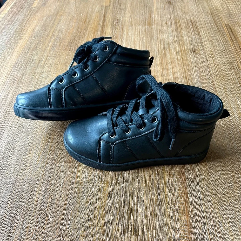 GAP Kids High-Top Sneakers, size 1, NWT